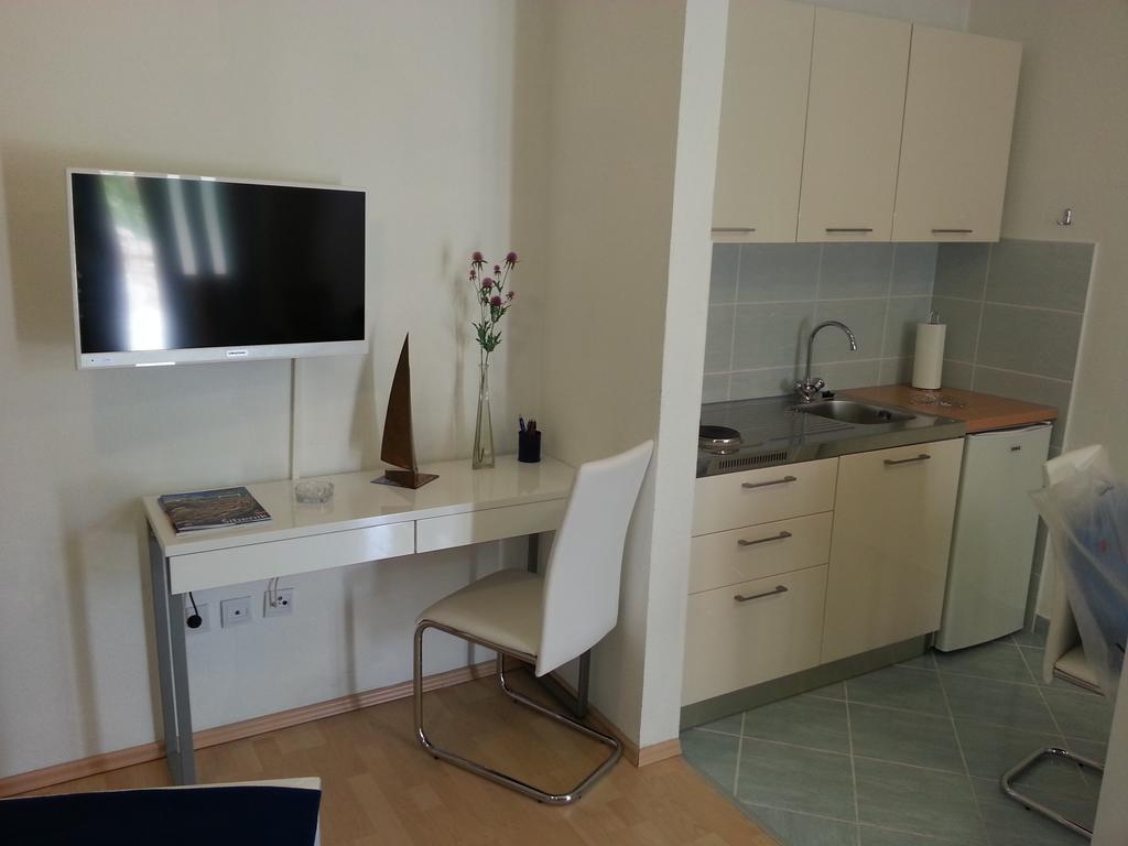 New Studio Apartments Trlaja Шибеник Номер фото