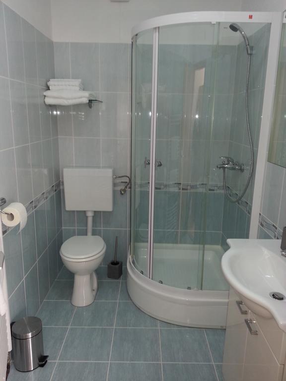 New Studio Apartments Trlaja Шибеник Номер фото