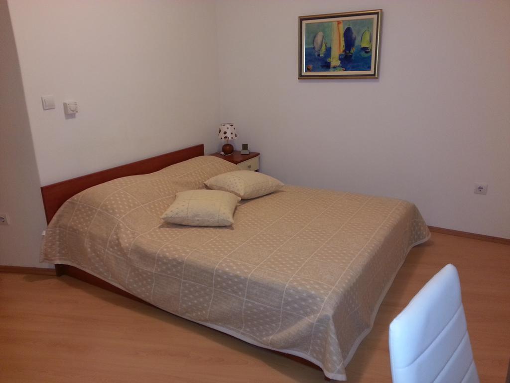 New Studio Apartments Trlaja Шибеник Номер фото